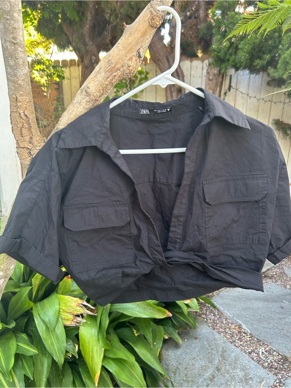 Zara Cropped Black Short-Sleeve Utility Shirt
